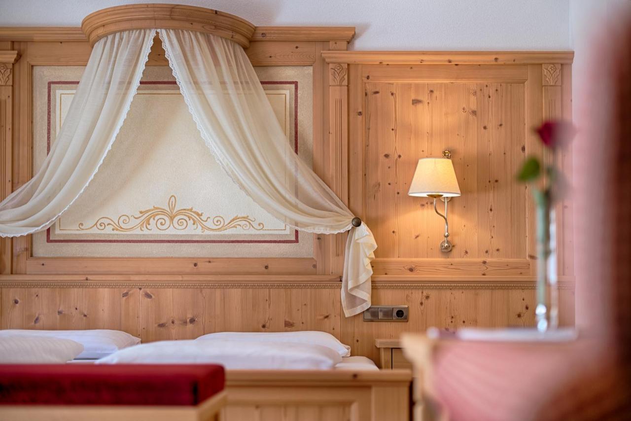 Hotel Alpenblick Lutago Esterno foto